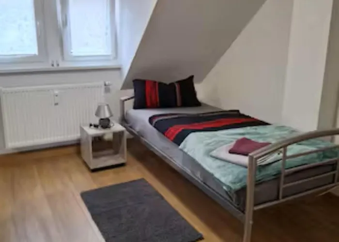 Schoene Vollausgestattete Monteurs- Gaestewohnung Naehe Raffinerie Leuna Und Geiseltalsee 0307 Braunsbedra