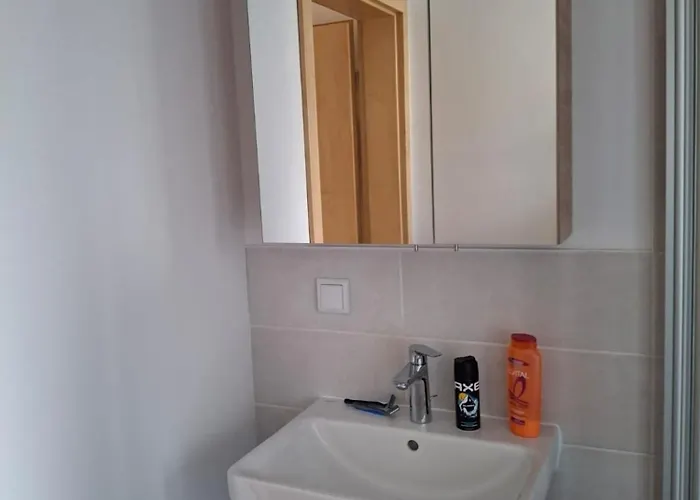 Schöne Vollausgestattete Monteurs- Gästewohnung Nähe Raffinerie Leuna Und Geiseltalsee Für 2 Personen 7